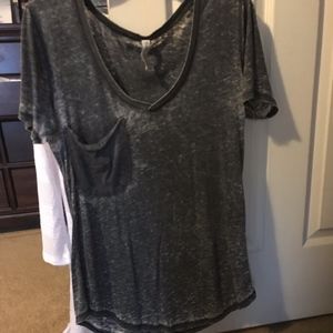 Gray Womens basic tee with pocket